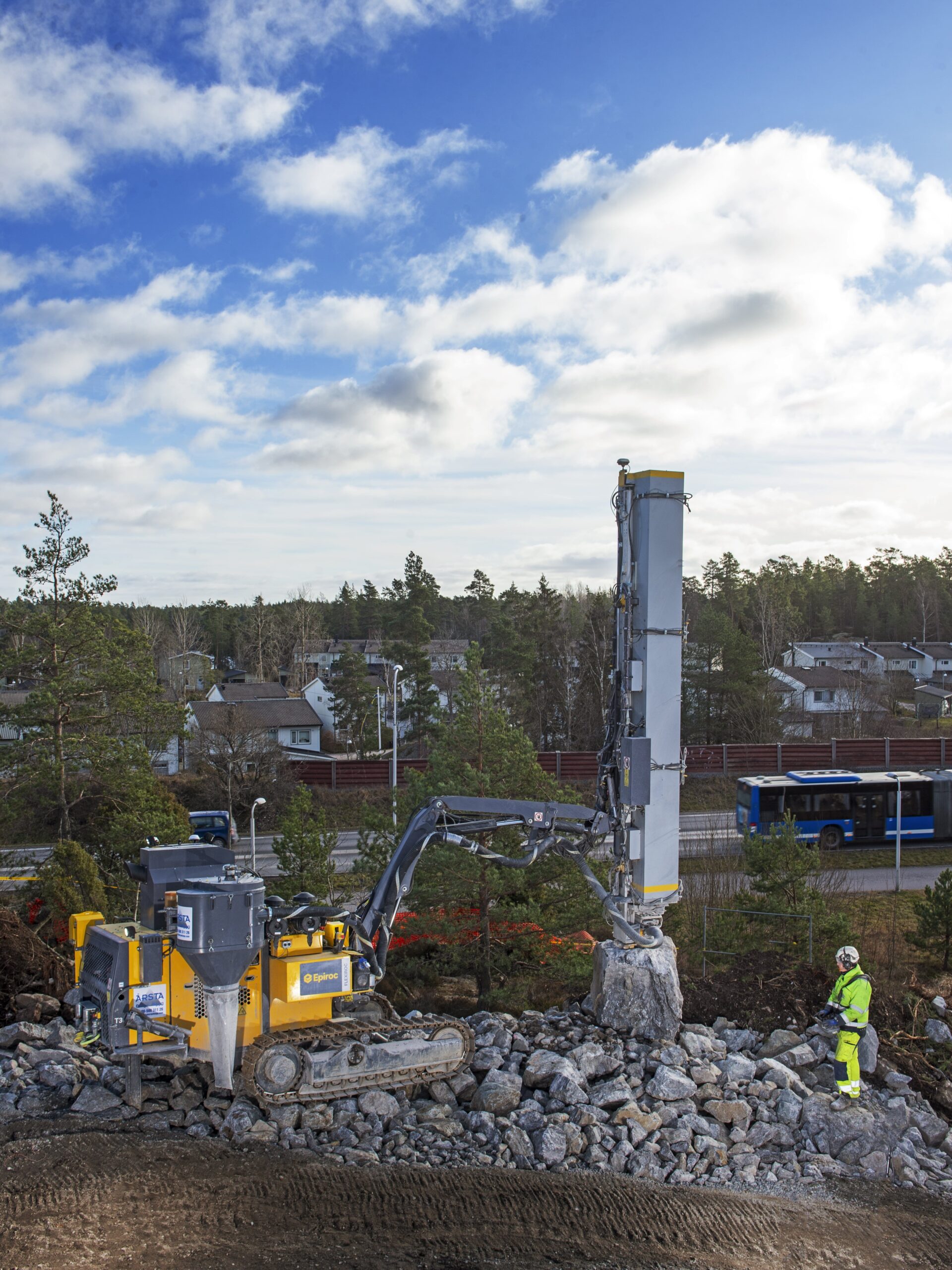 Årsta Berg och Bygg utför Bergsprängning i Stockholm